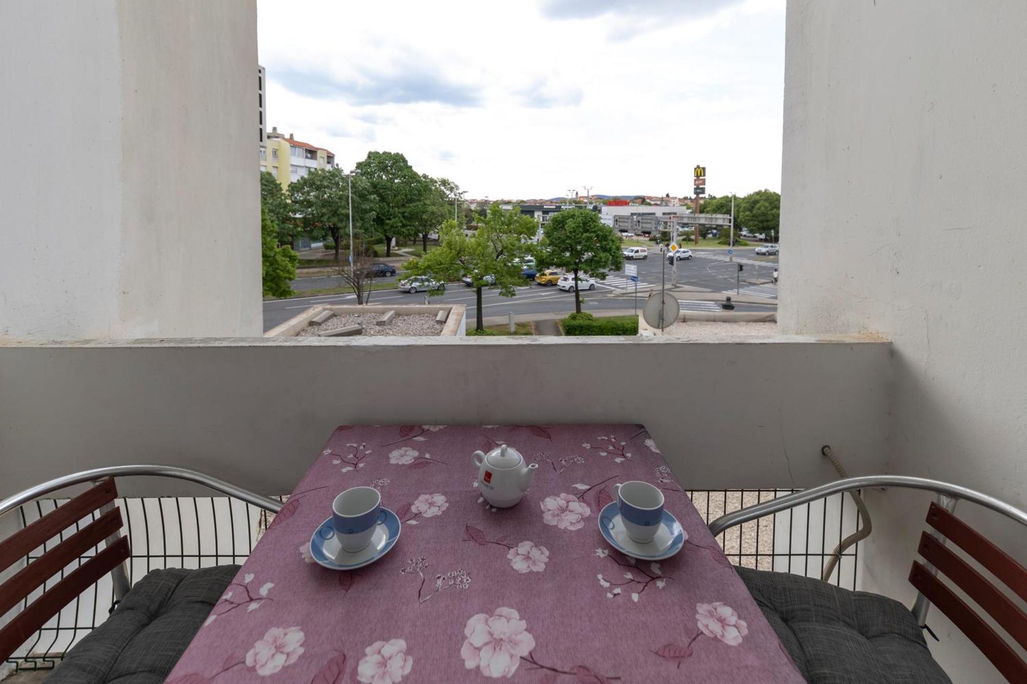 Ryanair'S Urban Flat In Zadar-Kolovare Beach ภายนอก รูปภาพ